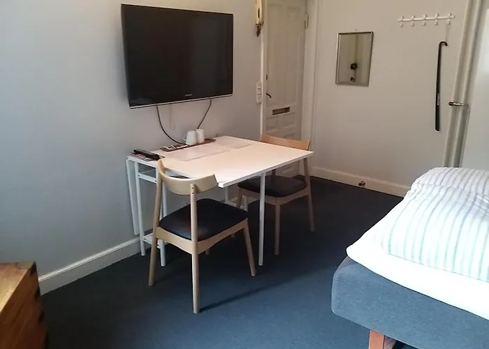 Sps Downtown Bed & Breakfast 3*